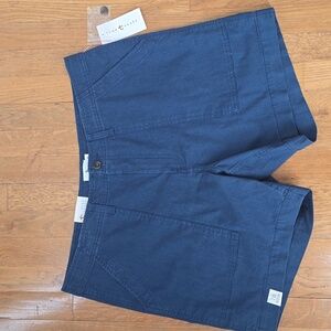 TRUE CRAFT BRAND MEN'S BLUE SHORTS SIZE 38 AND 7" INSEAM